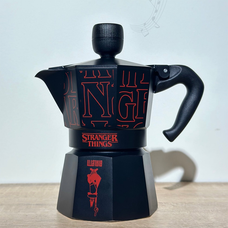 Ấm Bialetti Moka Express Stranger Things (2)