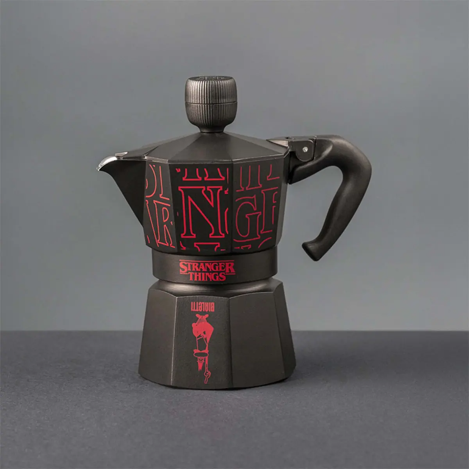 Ấm Bialetti Moka Express Stranger Things (4)